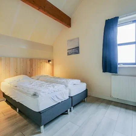 Spacious In Julianadorp