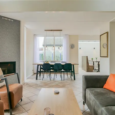 別荘 Spacious In *